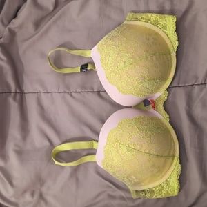 listing-status-banner